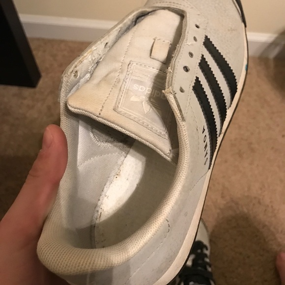 Adidas Samoas - Picture 4 of 5